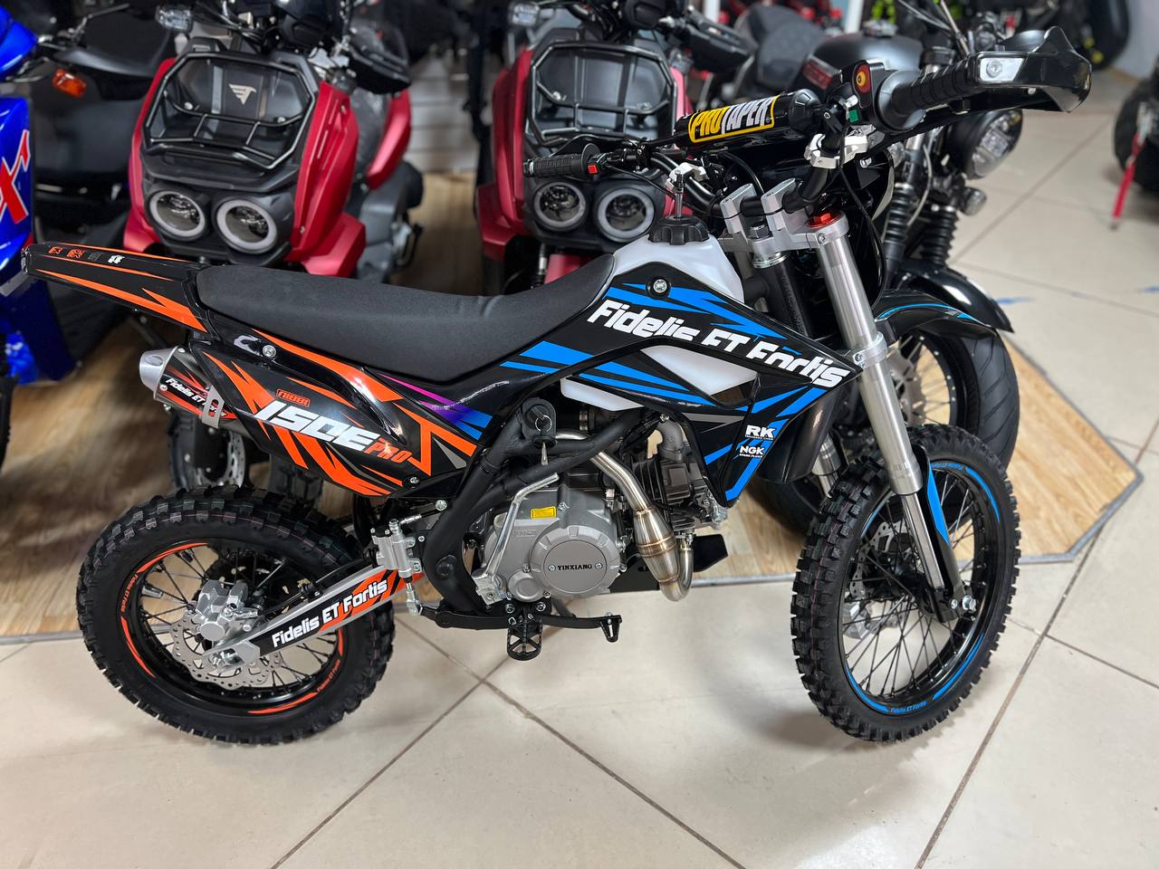 Мотоцикл (питбайк) PROMAX FIDET (ФАЙДЕТ) 190E PRO 17/14 в Новокуйбышевске