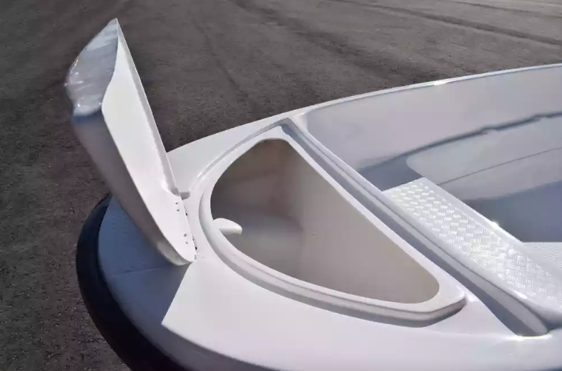 Стеклопластиковая лодка Пингвин (тримаран) в Новокуйбышевске