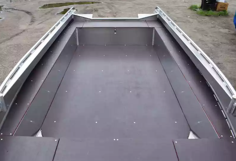 Алюминиевая лодка  Wyatboat-430 Master в Новокуйбышевске