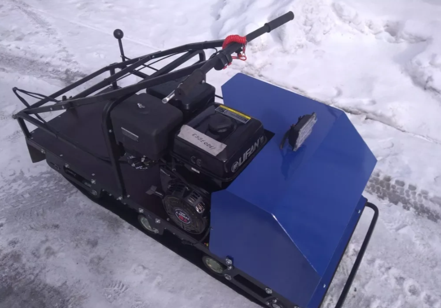 Мотобуксировщик AhtaR ЗИМА с реверсом (задний ход) в Новокуйбышевске