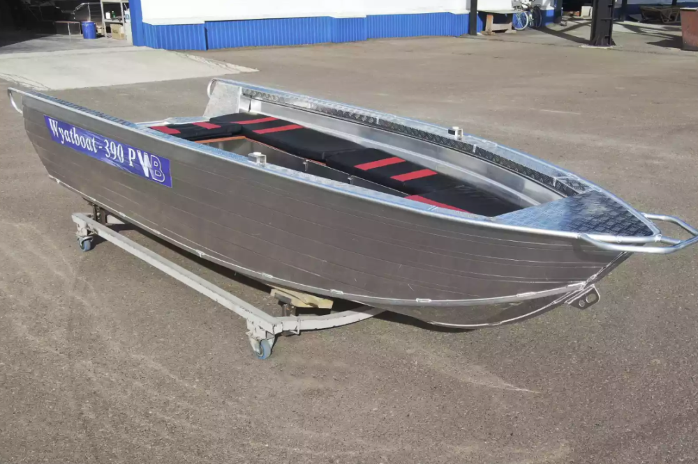 Алюминиевая лодка Wyatboat-390РМ увеличенный борт в Новокуйбышевске