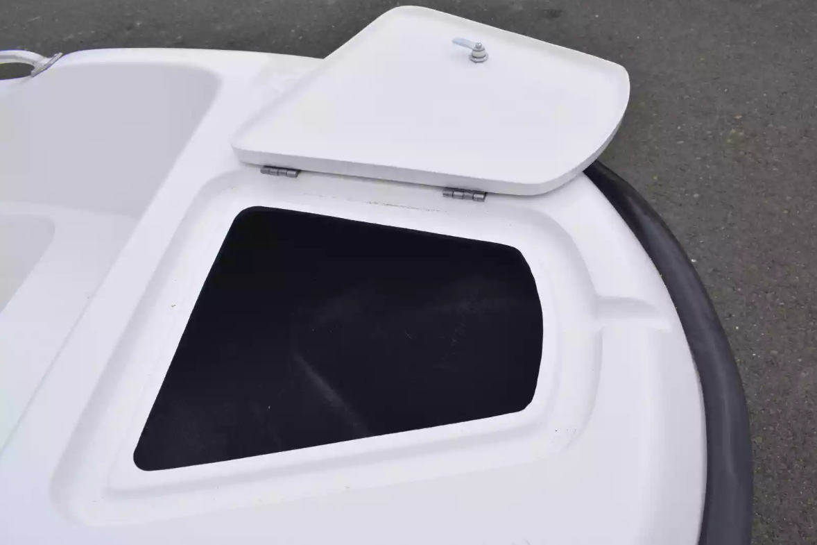 Стеклопластиковая лодка Пингвин New (тримаран) в Новокуйбышевске