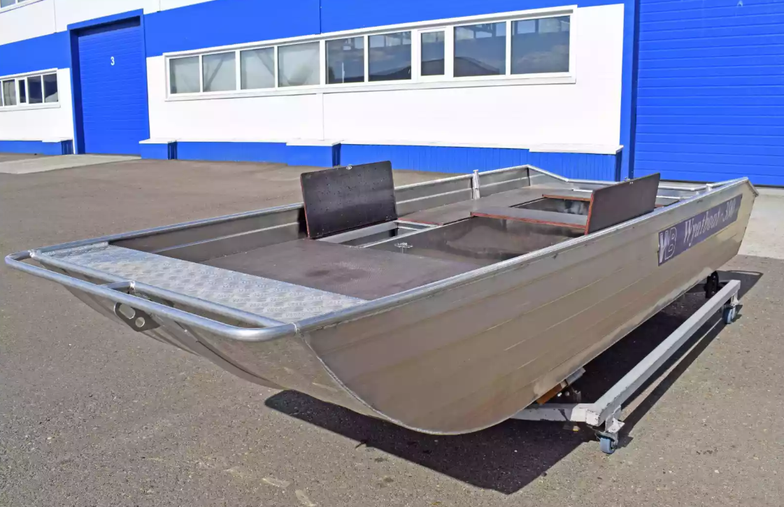 Алюминиевая лодка Wyatboat-390 в Новокуйбышевске Алюминиевая лодка Wyatboat-390 в Новокуйбышевске