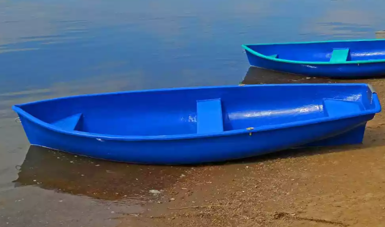 Стеклопластиковая лодка Омуль в Новокуйбышевске