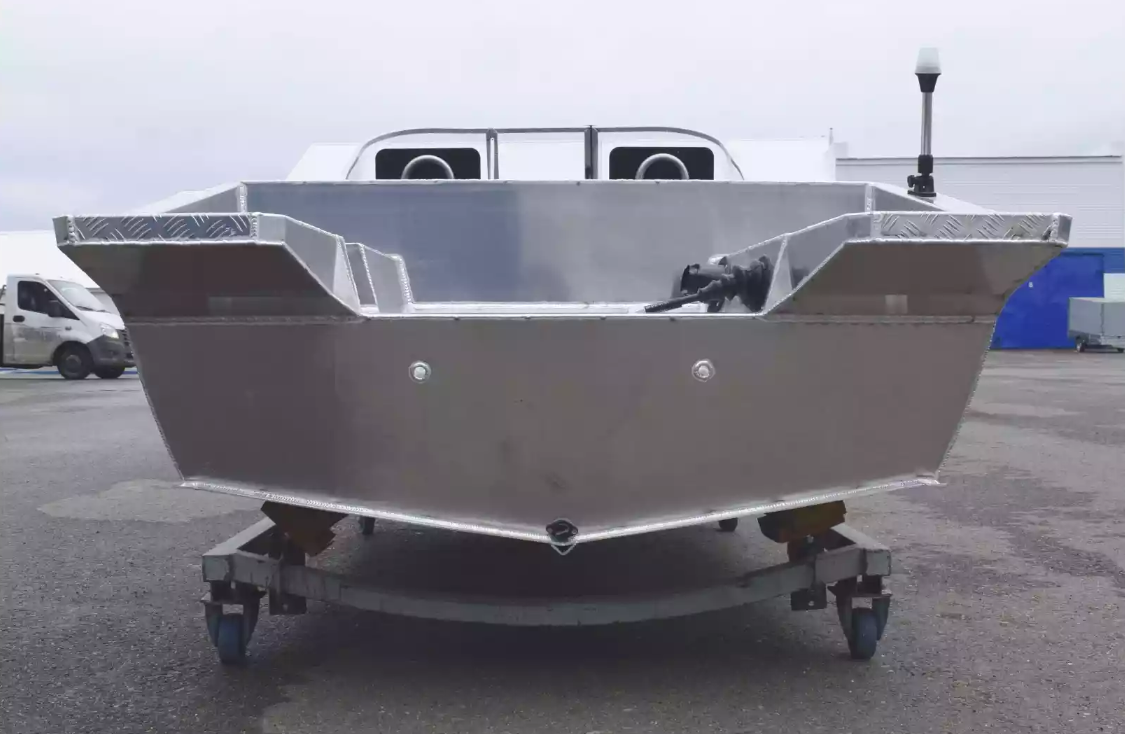 Алюминиевая лодка  Neman-400 PRO в Новокуйбышевске