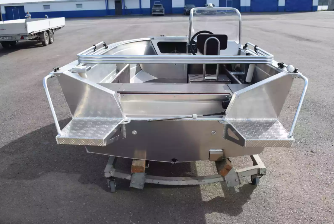 Алюминиевая лодка Неман-400 С в Новокуйбышевске