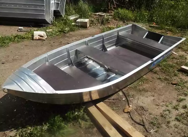 Алюминиевая лодка Вятка-Профи 37 в Новокуйбышевске