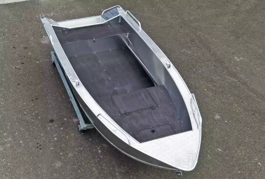Алюминиевая лодка  Wyatboat-430М FISH в Новокуйбышевске