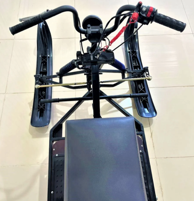 Мотобуксировщик ЕНОТ 4М в Новокуйбышевске