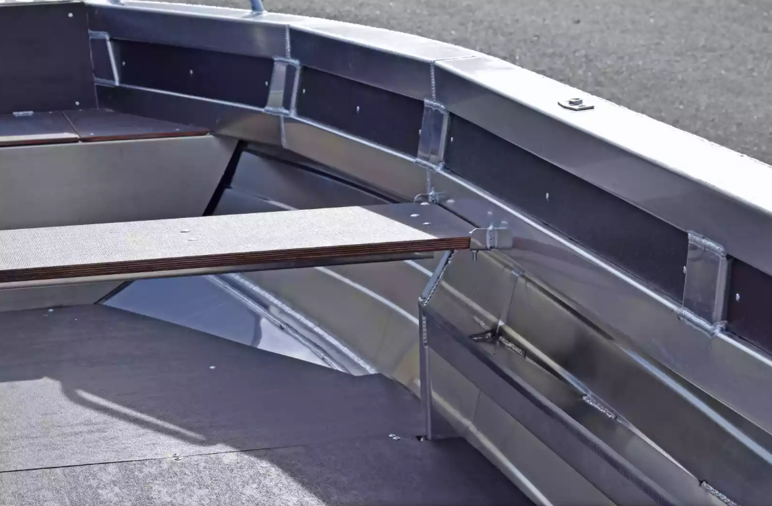 Алюминиевая лодка  Неман-480 Р в Новокуйбышевске