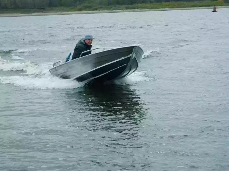 Алюминиевая лодка Wyatboat-390 M в Новокуйбышевске