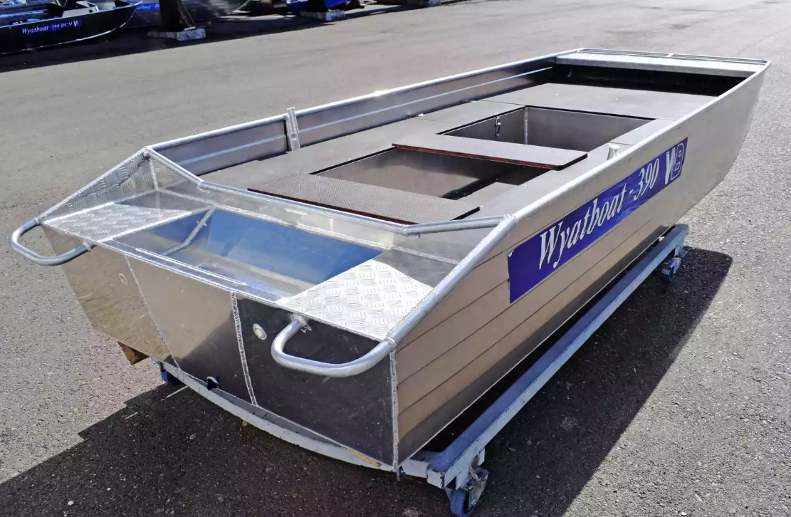 Алюминиевая лодка Wyatboat-390 в Новокуйбышевске Алюминиевая лодка Wyatboat-390 в Новокуйбышевске
