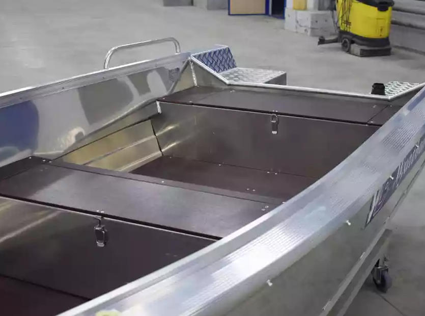 Алюминиевая лодка  Wyatboat-430 Р в Новокуйбышевске