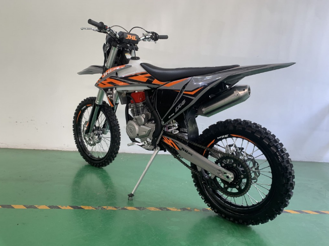 Мотоцикл JHLMOTO JHL LX4 CB300RL (175FMN) в Новокуйбышевске