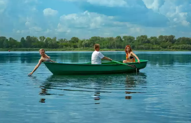 Стеклопластиковая Лодка Голавль в Новокуйбышевске