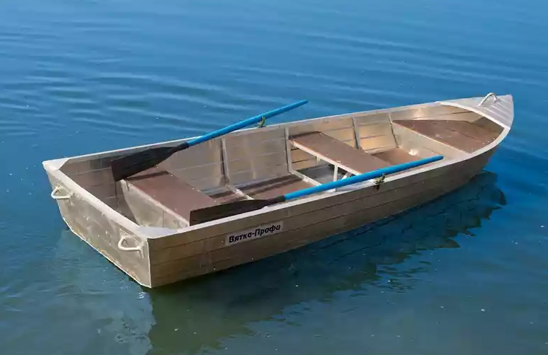 Алюминиевая лодка Вятка-Профи 32 в Новокуйбышевске