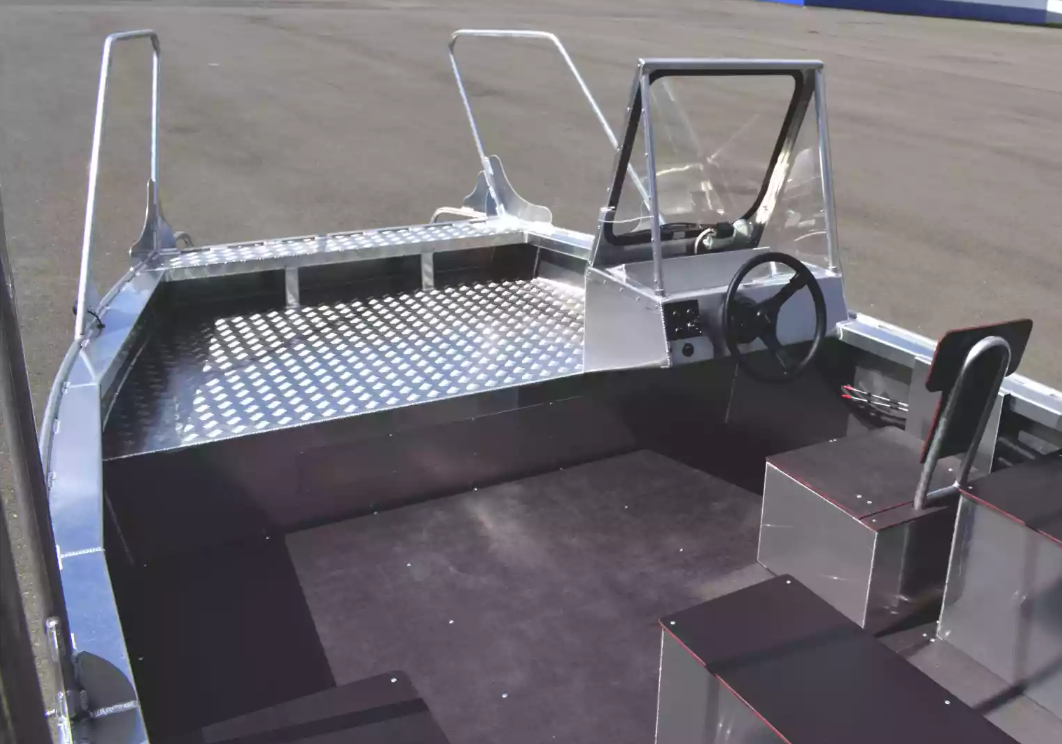 Алюминиевая лодка Wyatboat-600 в Новокуйбышевске