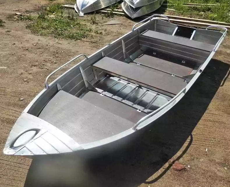 Алюминиевая лодка Вятка-Профи 37 в Новокуйбышевске