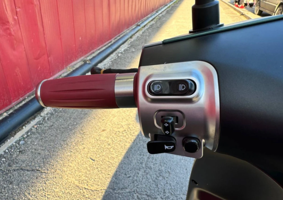 Скутер PROMAX Miami 240 (49) в Новокуйбышевске