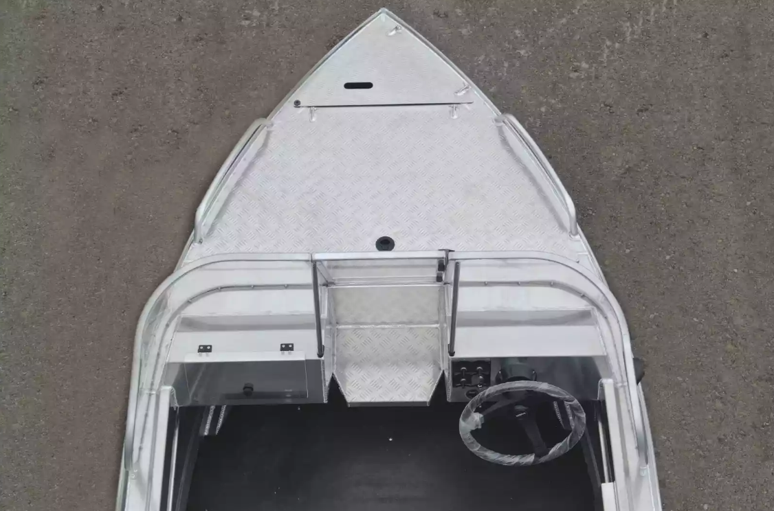 Алюминиевая лодка  Neman-400 PRO в Новокуйбышевске