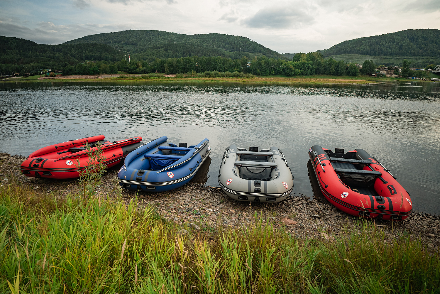 Лодка MISHIMO RIVER FJET PRO 400 под водомет в Новокуйбышевске