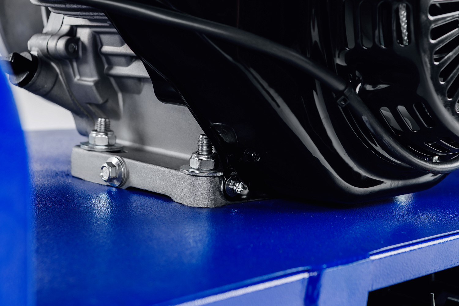 Мотобуксировщик SNOW DOG 17 с эл. запуском (DINKING) в Новокуйбышевске