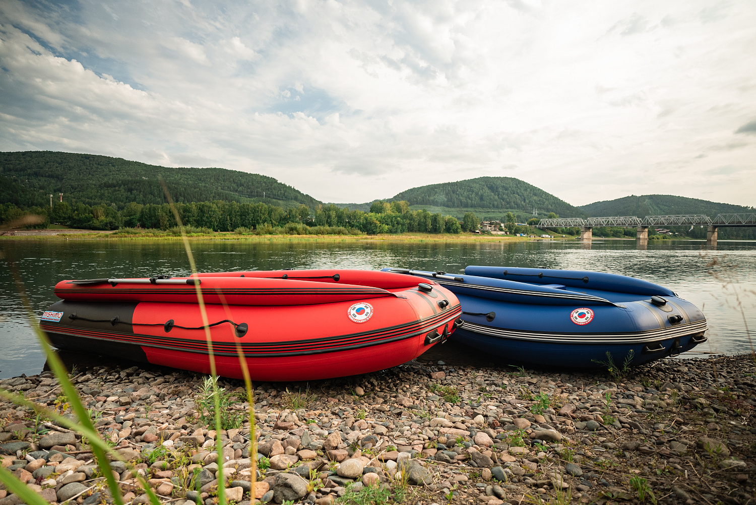 Лодка MISHIMO RIVER FJET PRO 400 под водомет в Новокуйбышевске