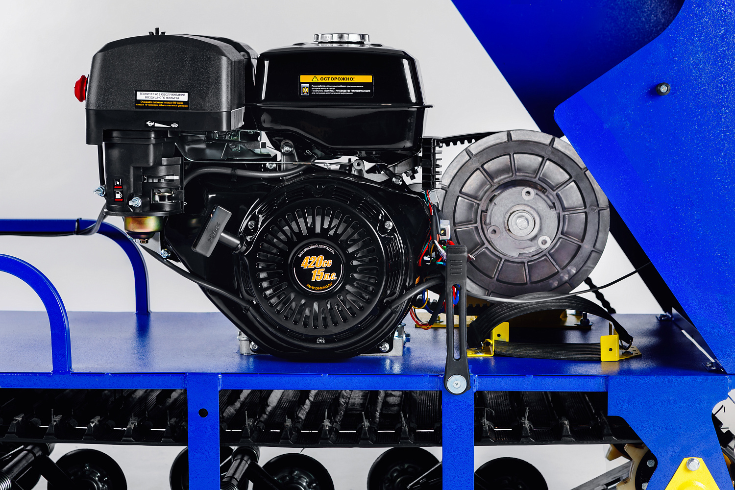 Мотобуксировщик SNOW DOG 17 с эл. запуском (DINKING) в Новокуйбышевске