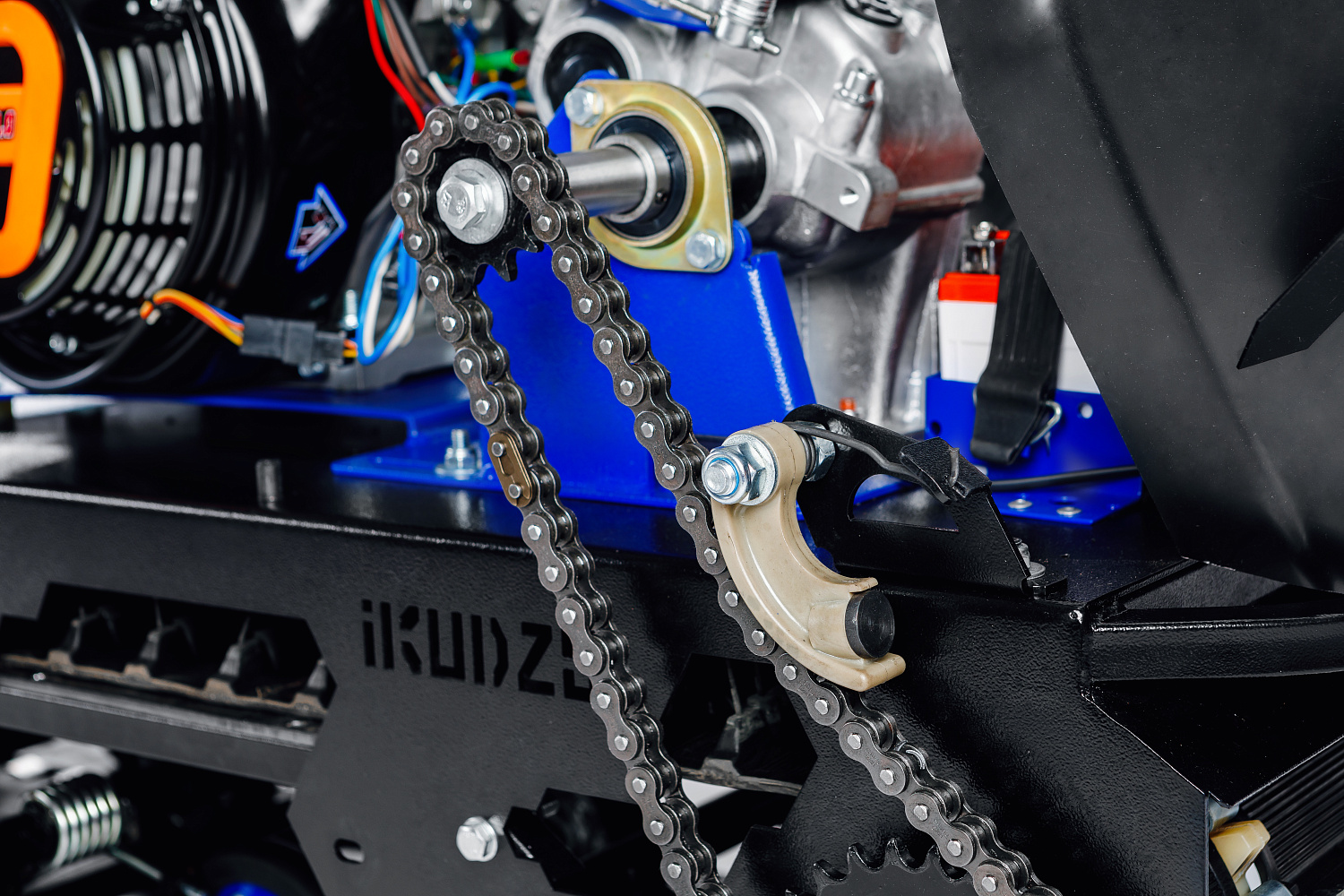 МОТОБУКСИРОВЩИК IKUDZO LONG 2.0 1700/500 EKR19 в Новокуйбышевске