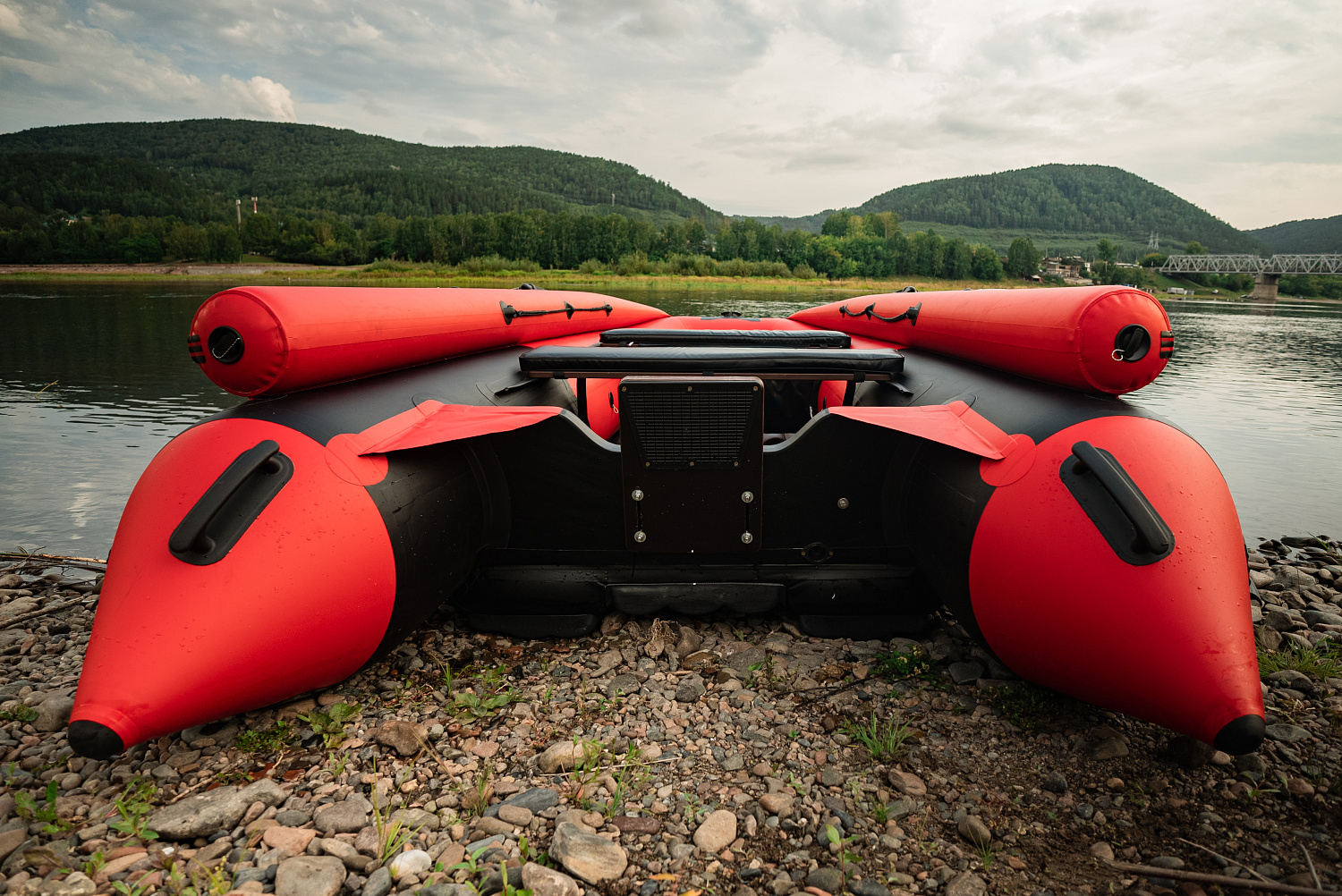 Лодка MISHIMO RIVER FJET PRO 400 под водомет в Новокуйбышевске