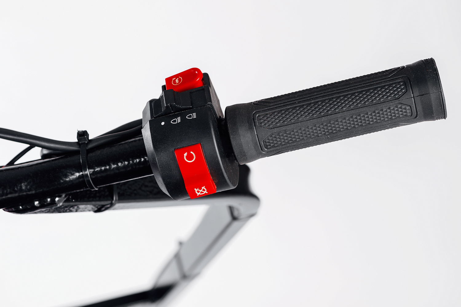 МОТОБУКСИРОВЩИК IKUDZO LONG 2.0 1700/500 EKR19 в Новокуйбышевске