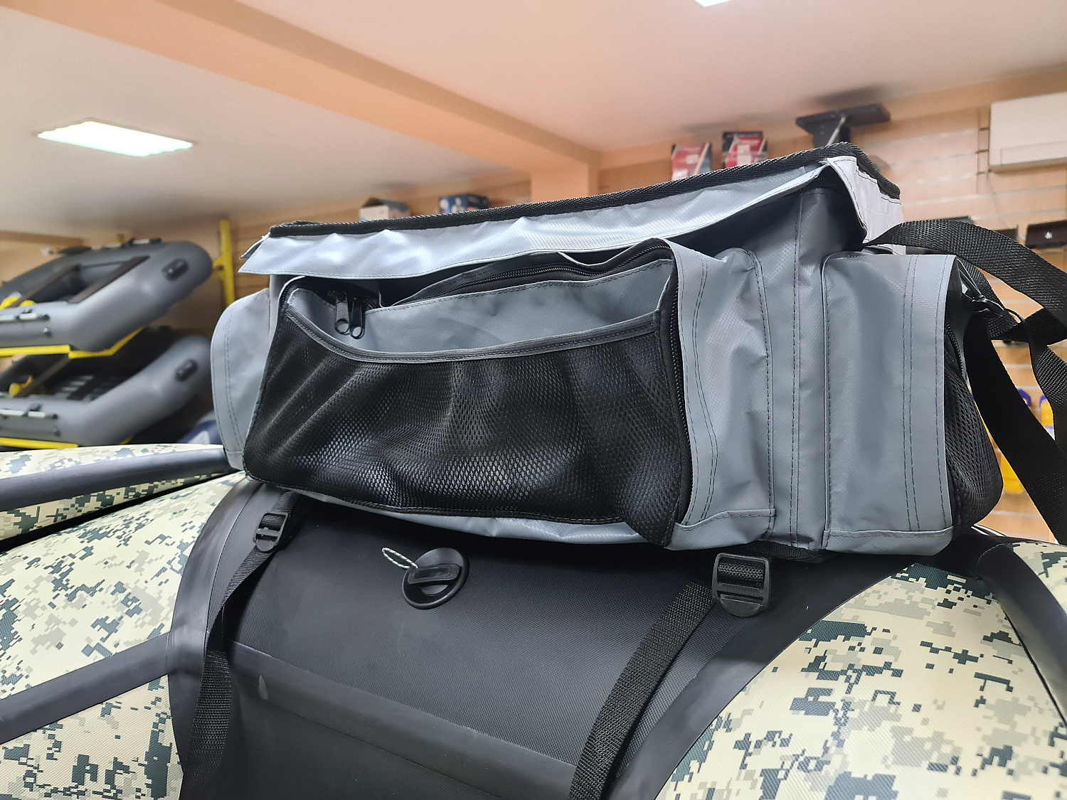 СУМКА ЛЮКС НА БАЛЛОН ДЛЯ ЛОДОК ПВХ 50Х25Х25 СМ в Новокуйбышевске