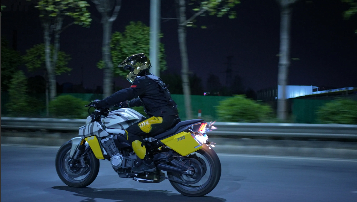 Мотоцикл Benda LFS 700 в Новокуйбышевске